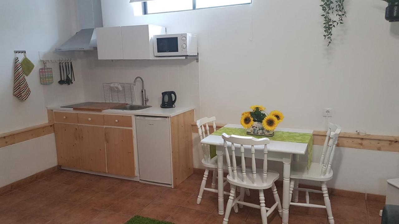 Casa Da Ribeira Apartment อาเวโร ภายนอก รูปภาพ