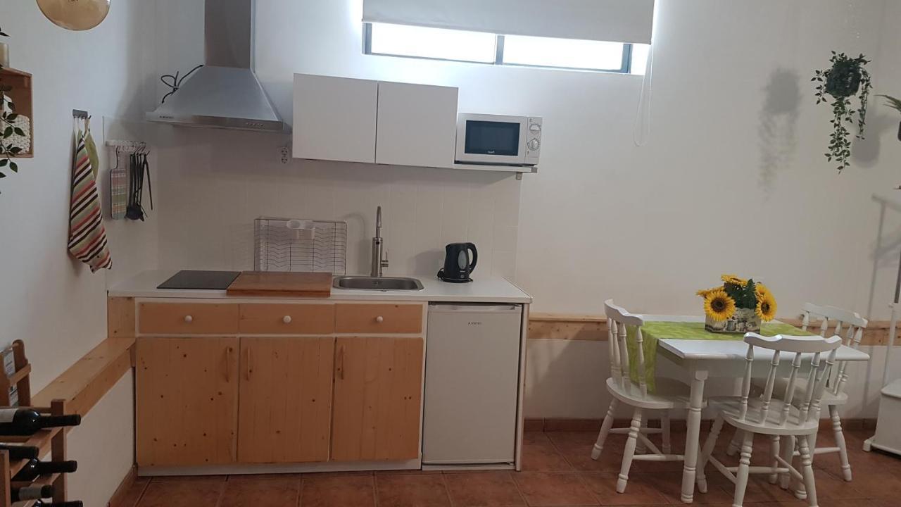 Casa Da Ribeira Apartment อาเวโร ภายนอก รูปภาพ