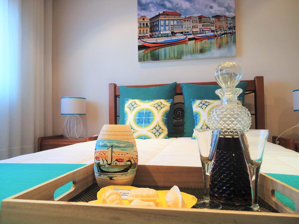 Casa Da Ribeira Apartment อาเวโร ภายนอก รูปภาพ