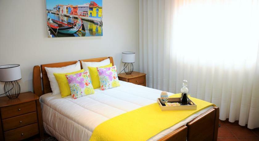 Casa Da Ribeira Apartment อาเวโร ภายนอก รูปภาพ