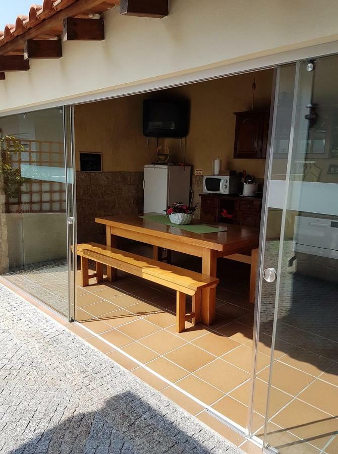 Casa Da Ribeira Apartment อาเวโร ภายนอก รูปภาพ