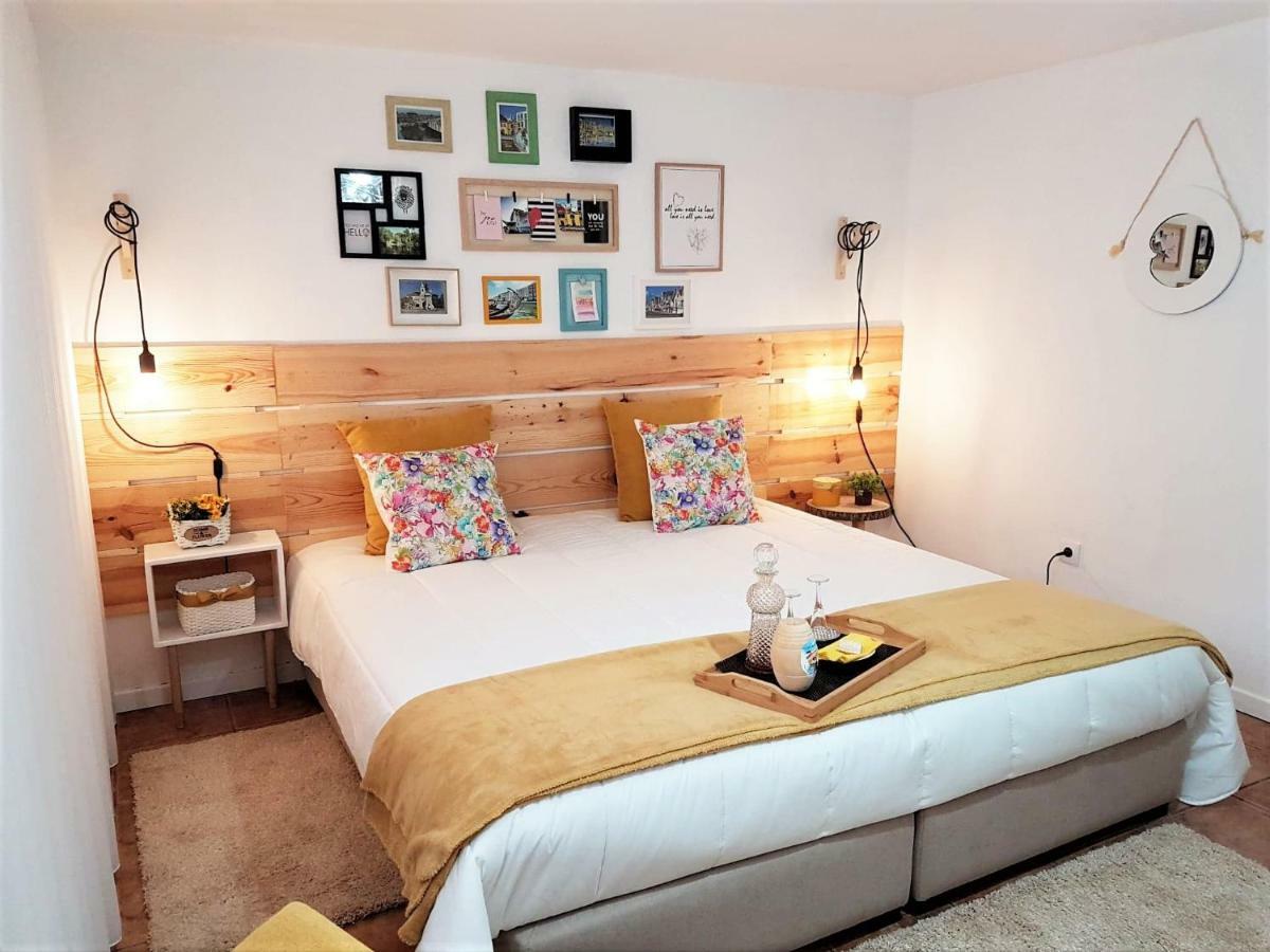 Casa Da Ribeira Apartment อาเวโร ภายนอก รูปภาพ