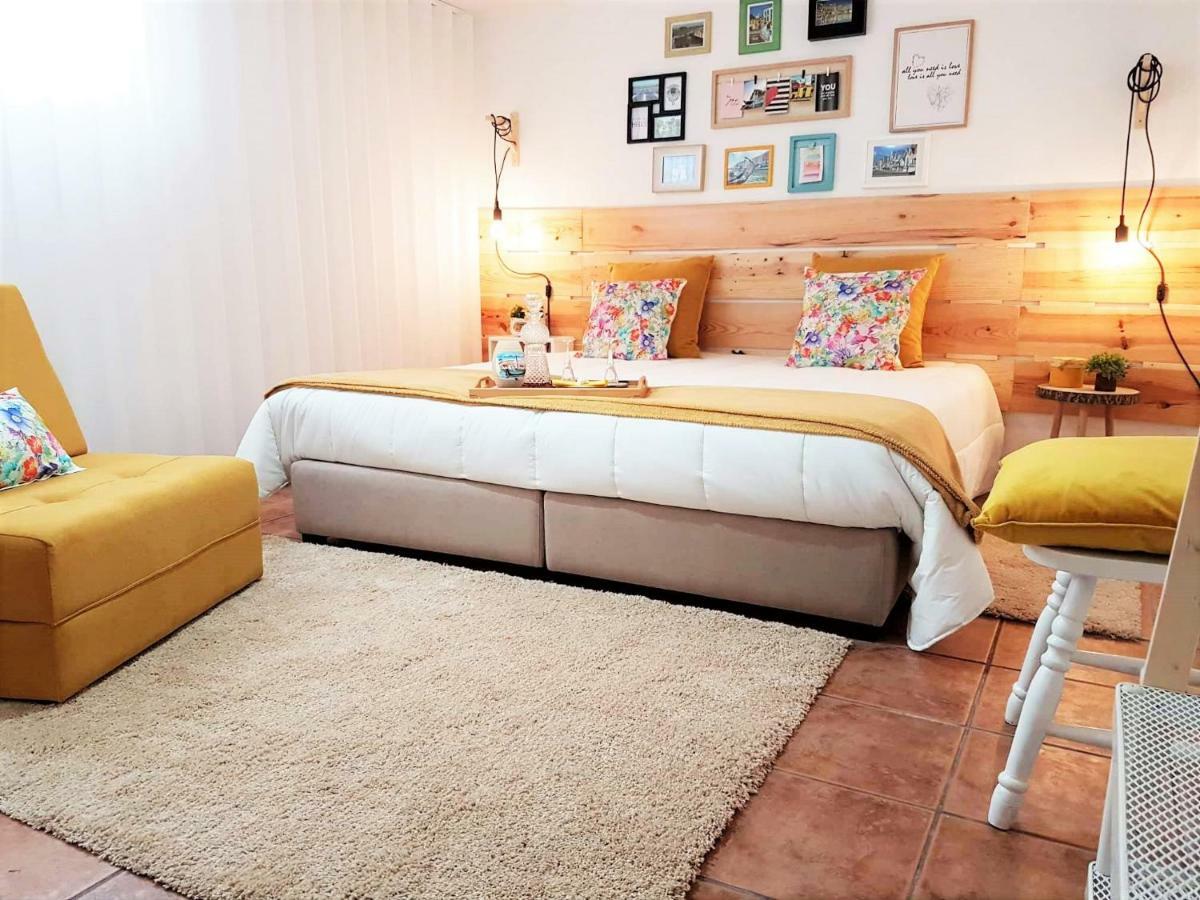 Casa Da Ribeira Apartment อาเวโร ภายนอก รูปภาพ